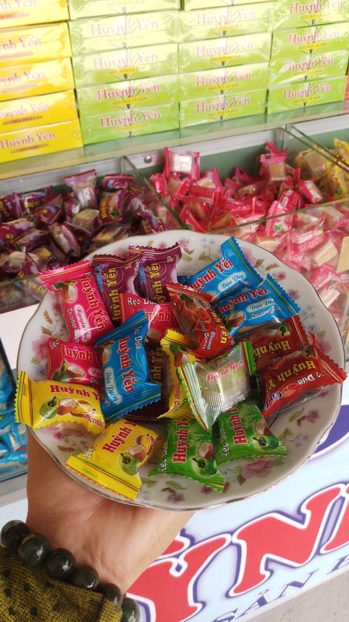 KẸO DỪA BẾN TRE HUỲNH YẾN 10K/ 100gam