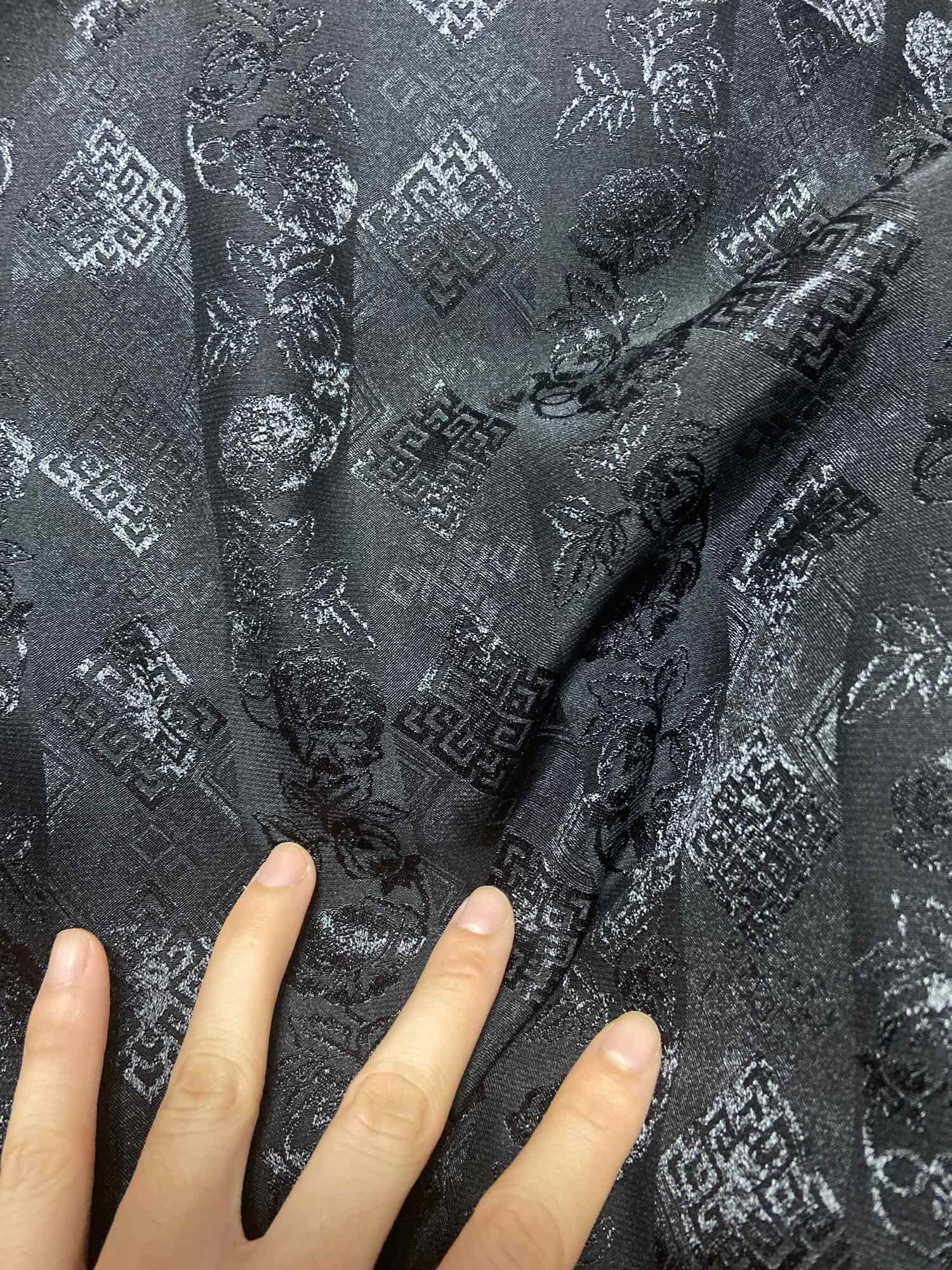 1m95 vải gấm lụa suông mềm sang chất khổ 1m45