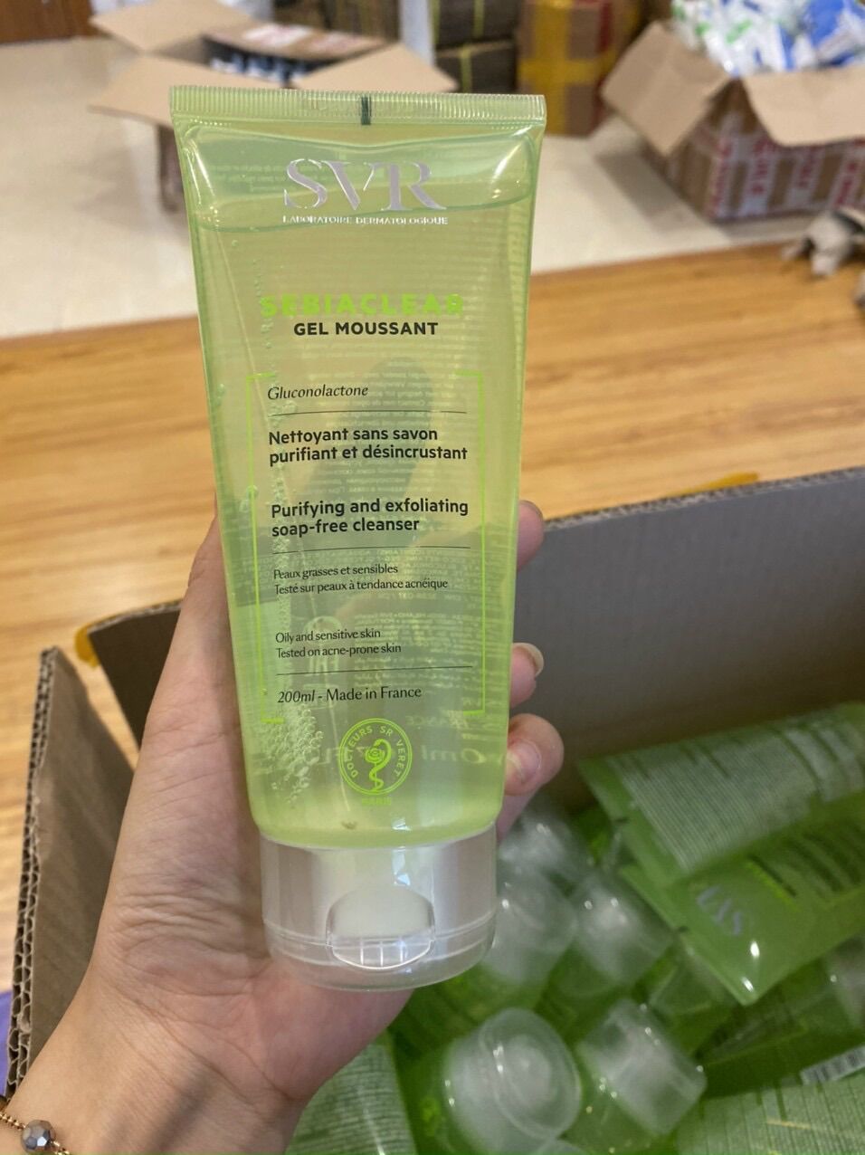 Sữa rửa mặt SVR tuýp 200ml dạng gel Pháp