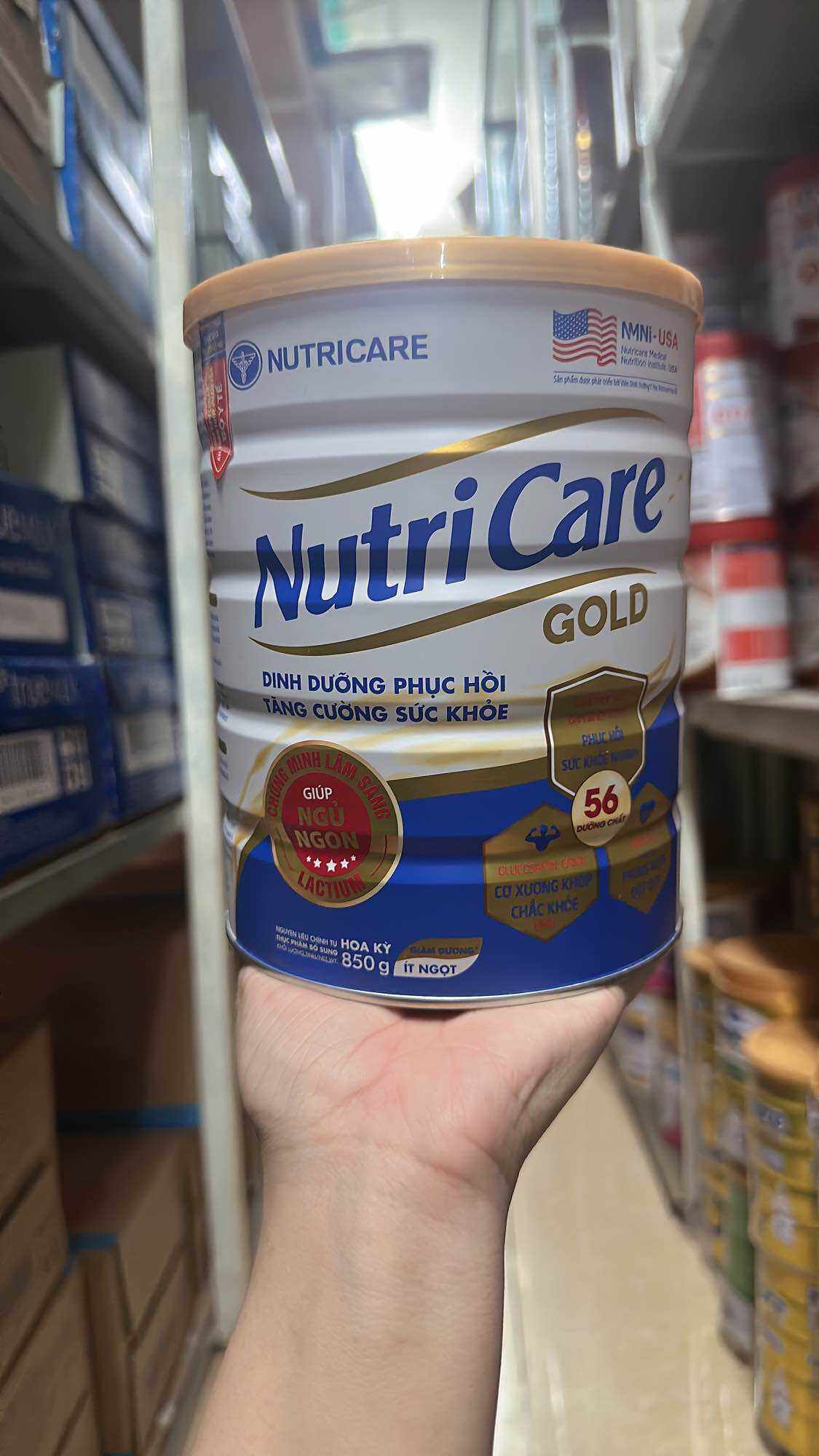 Sữa bột Nutricare Gold (900g)