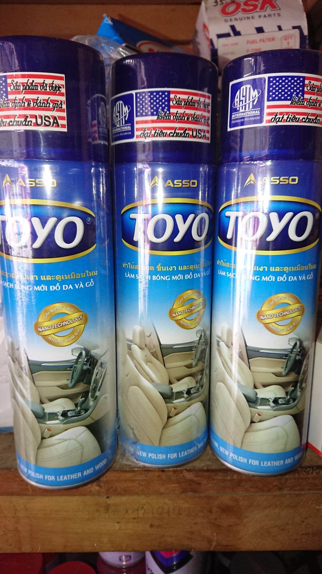Bình xịt bóng da, gỗ, nội thất oto TOYO chai 500ml