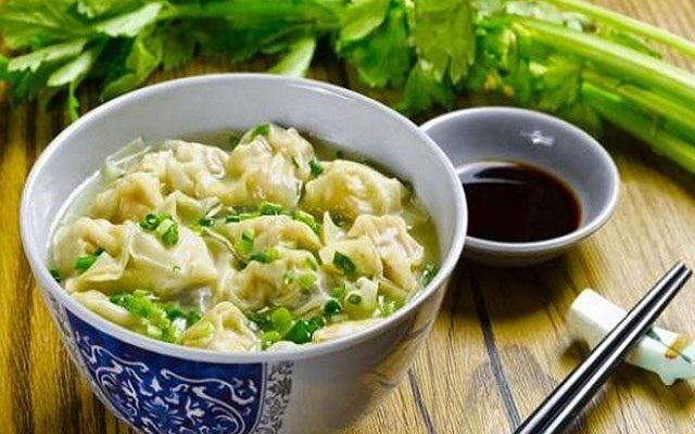 Combo Mì + hoành thánh