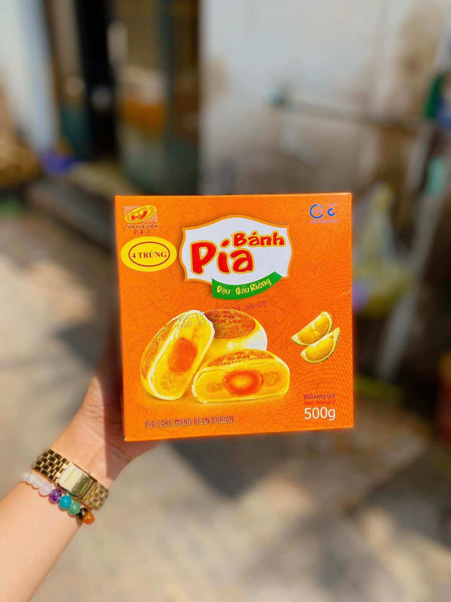 Bánh pía TÂN HUÊ VIÊN 500GR 4 TRỨNG