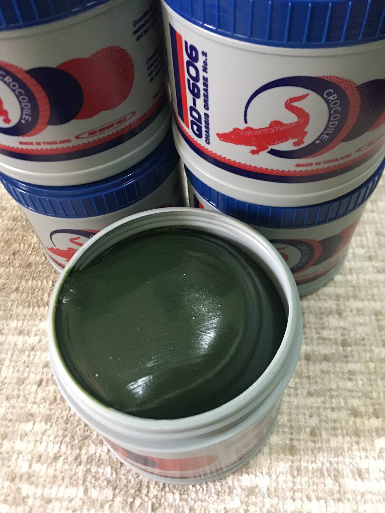 Mỡ Bôi Trơn Đa Năng Cá Sấu QD 606 Chassis Grease No.2 (Lon 500g)