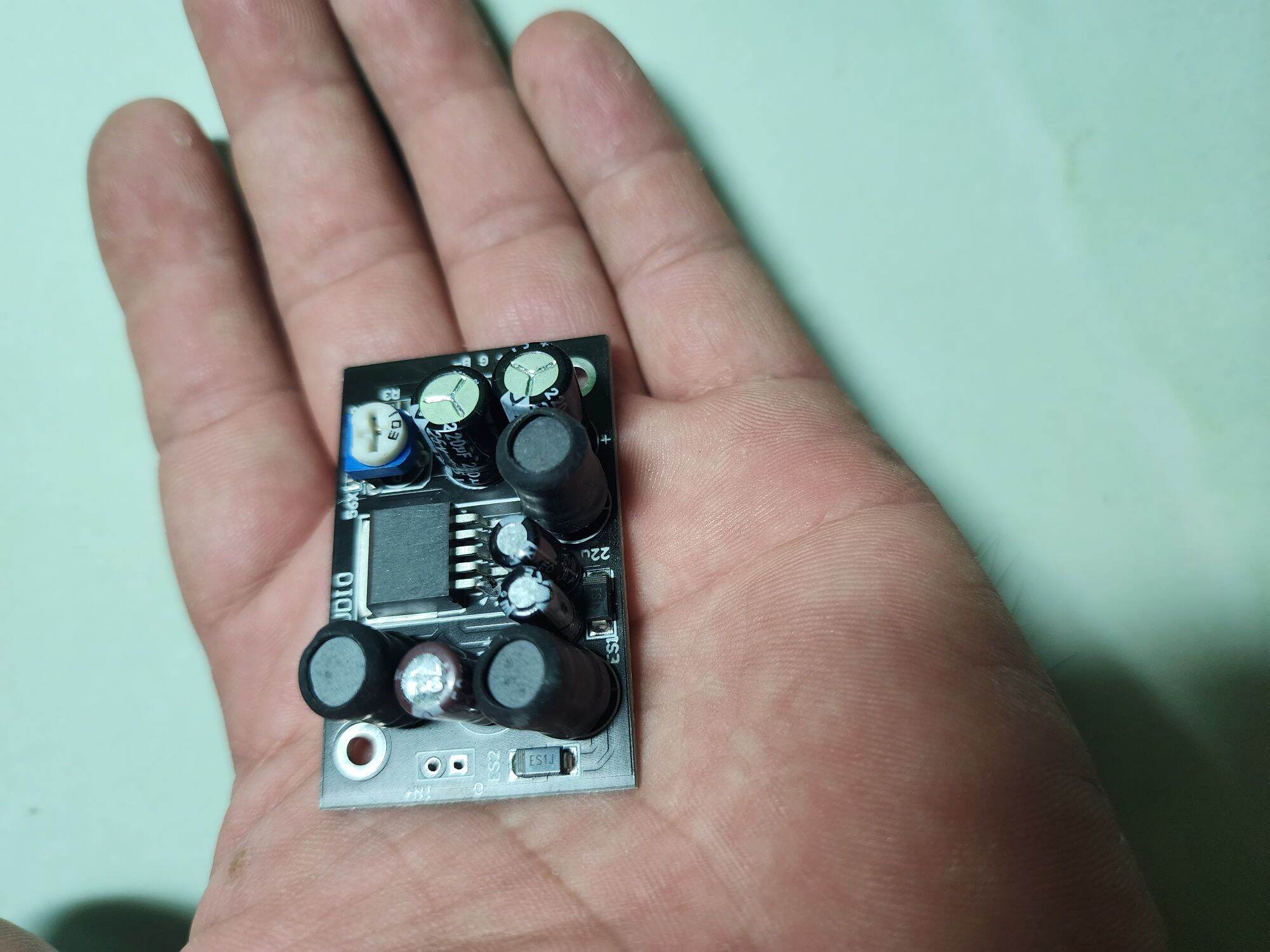 Mạch tạo nguồn đôi +-12Vdc 4A