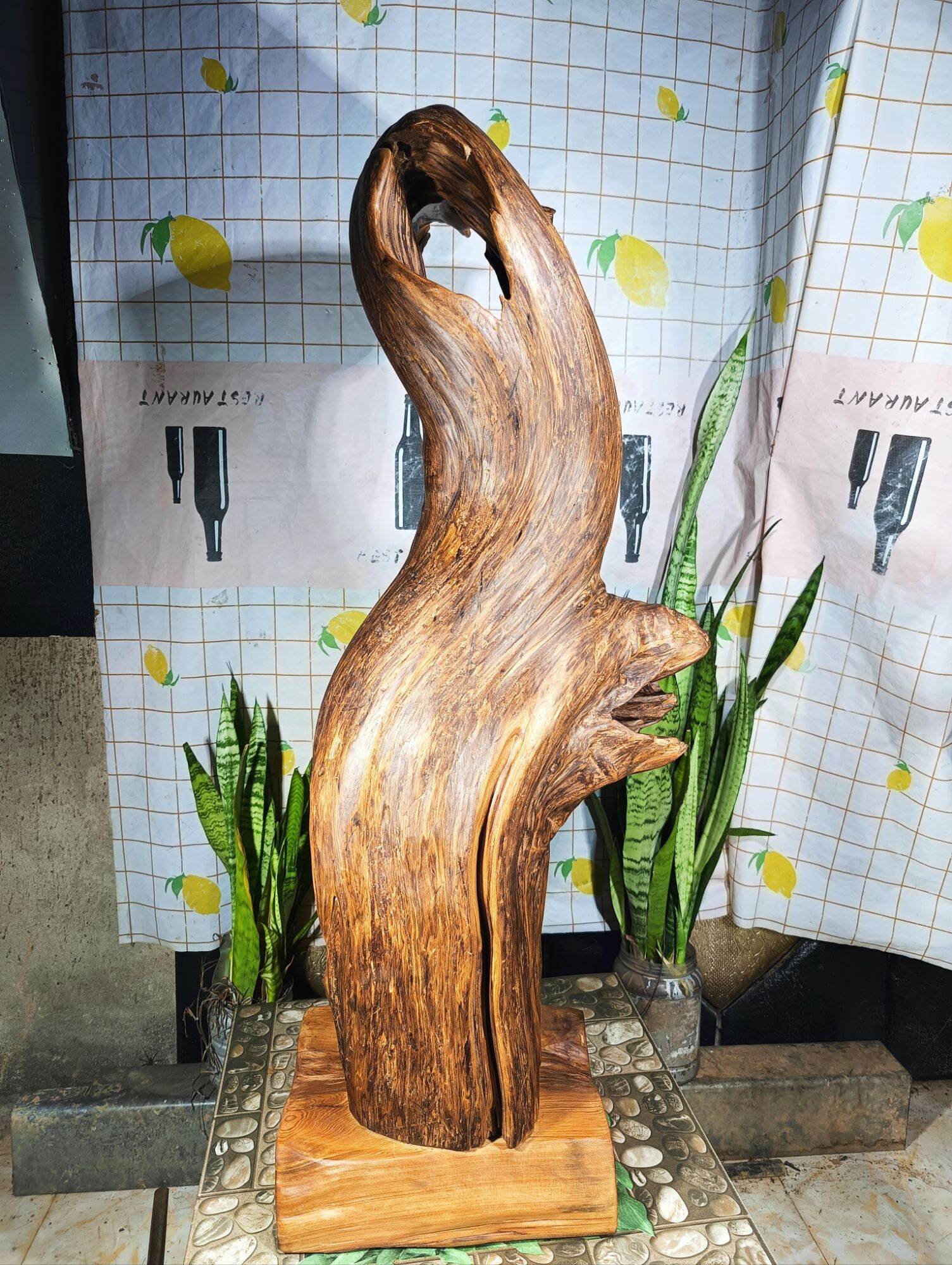 lũa ngọc am đỏ hà giang, mùi thơm dịu nhẹ