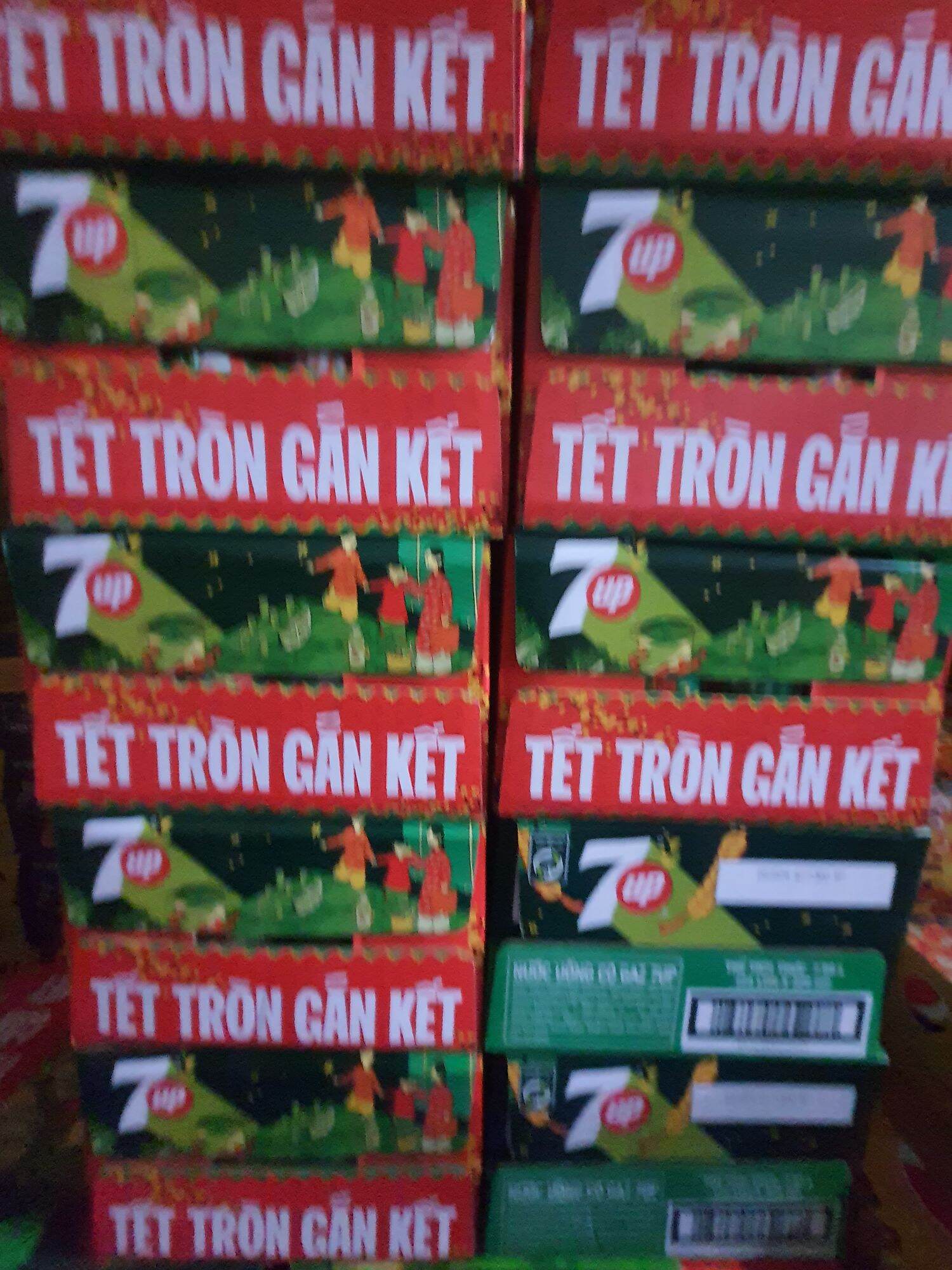 THÙNG 24 LON NƯỚC NGỌT 7UP 320ML
