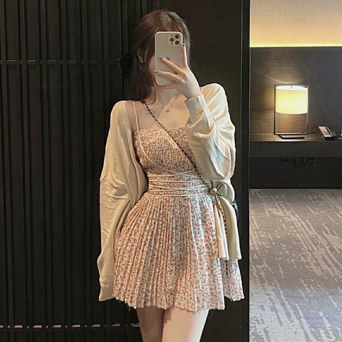 Váy ngắn hoa hai dây ôm eo Jennie Kim ( hình thật ở cuối )🌸🌸