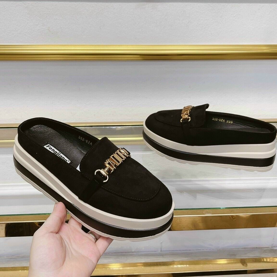 Giày sục mềm êm siêu nhẹ xinh