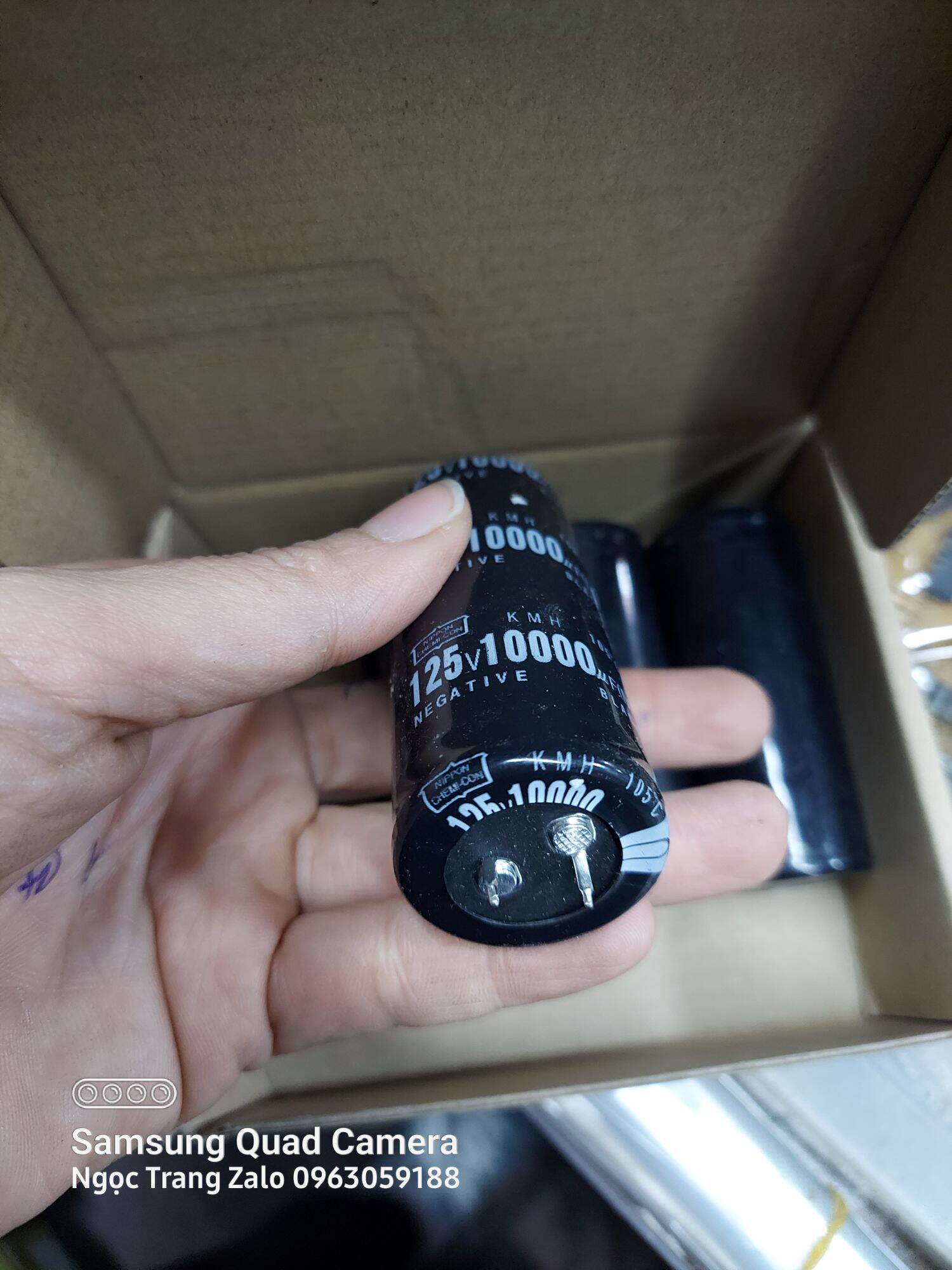 Tụ 10.000- 125V (3,5×7Cm) - Giá 1 Tụ