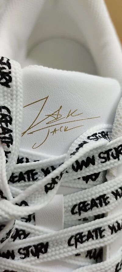 Giày Đom Đóm Sneaker Collection