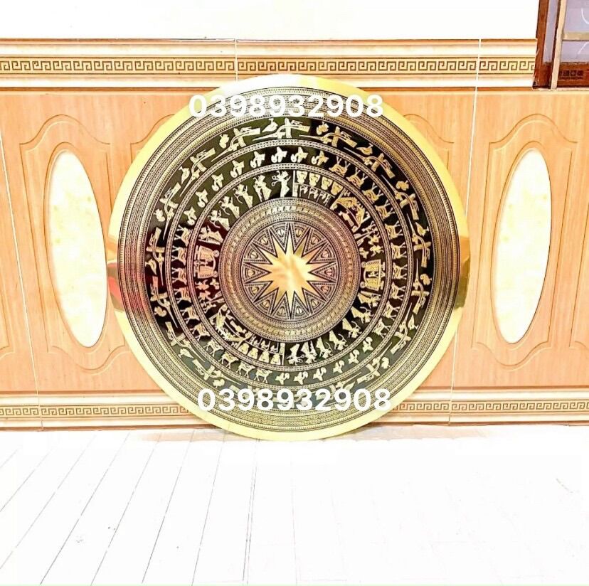 MẶT TRỐNG ĐỒNG 90CM CHẤT LIỆU BẰNG ĐỒNG CÓ MÓC TREO CHẮC CHẮN ĐẰNG SAU