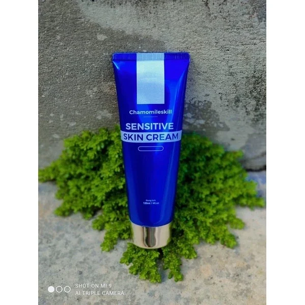 Sữa rửa mặt Sensitive Chamomileskill tinh chất nghệ