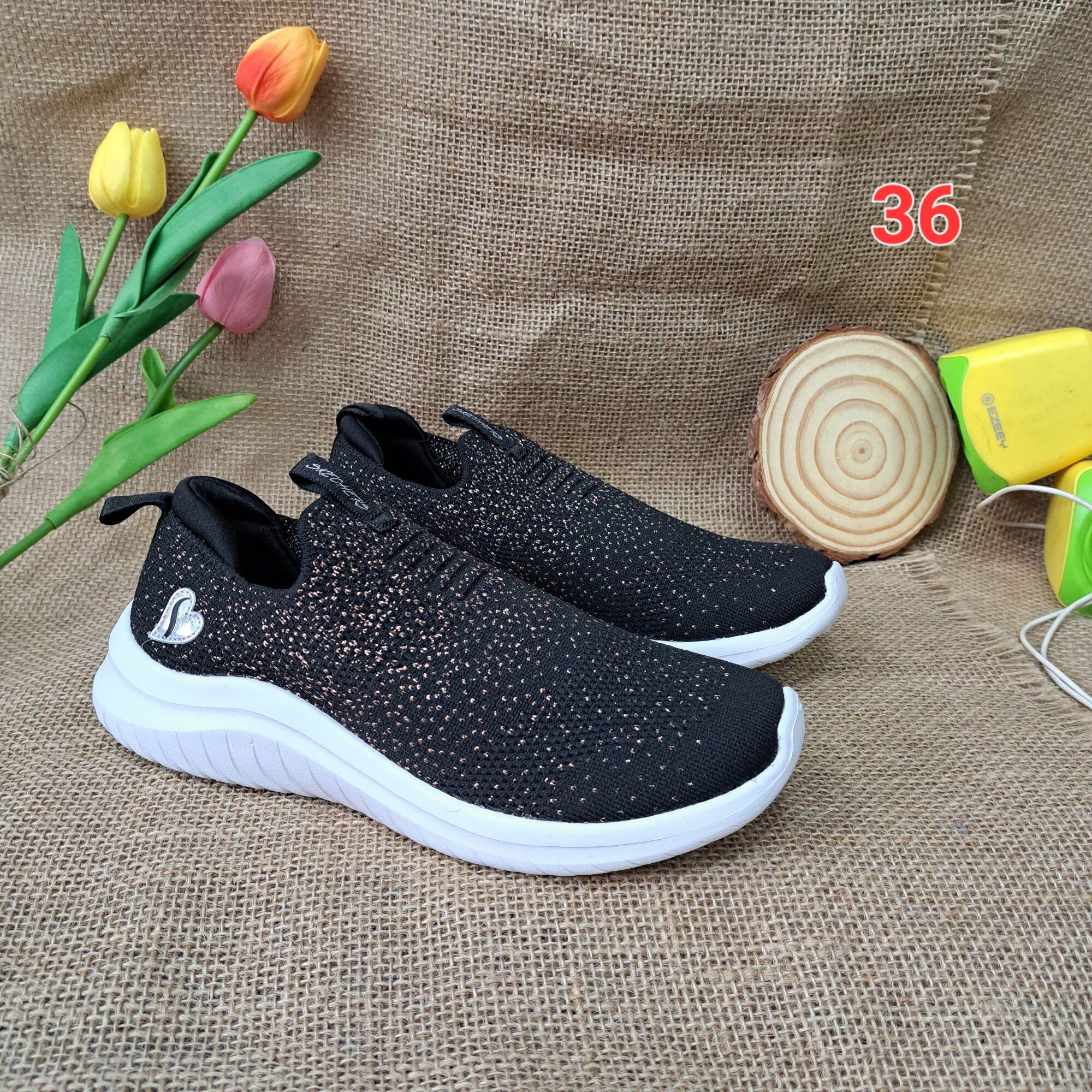 Giày lười trẻ em Skechers bé gái Sale