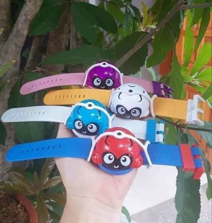 Đồng hồ con quay