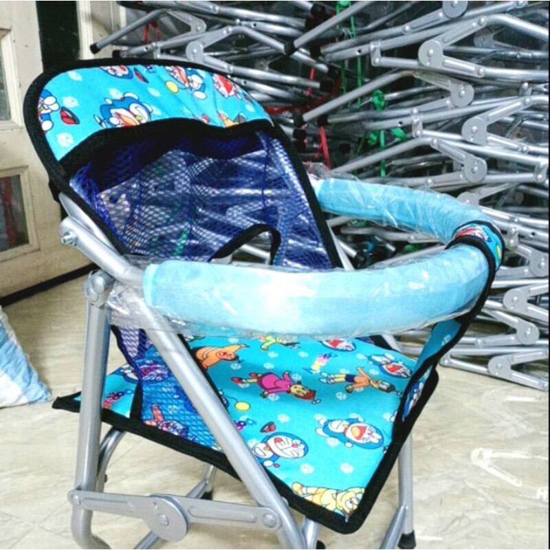 Ghế cho bé ngồi xe Vision