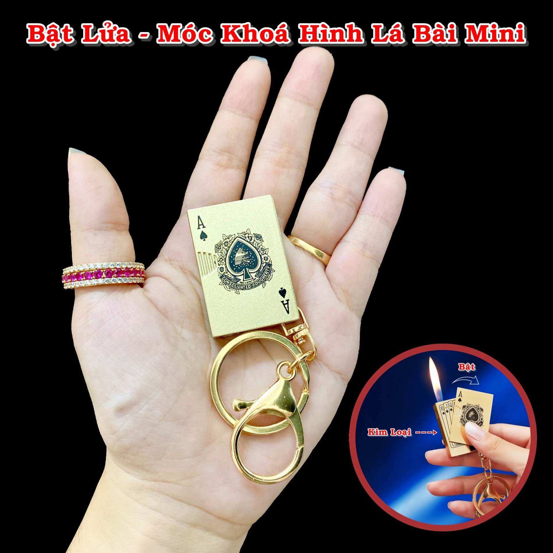 Bật lửa gas móc khoá kim loại hình lá bài mini