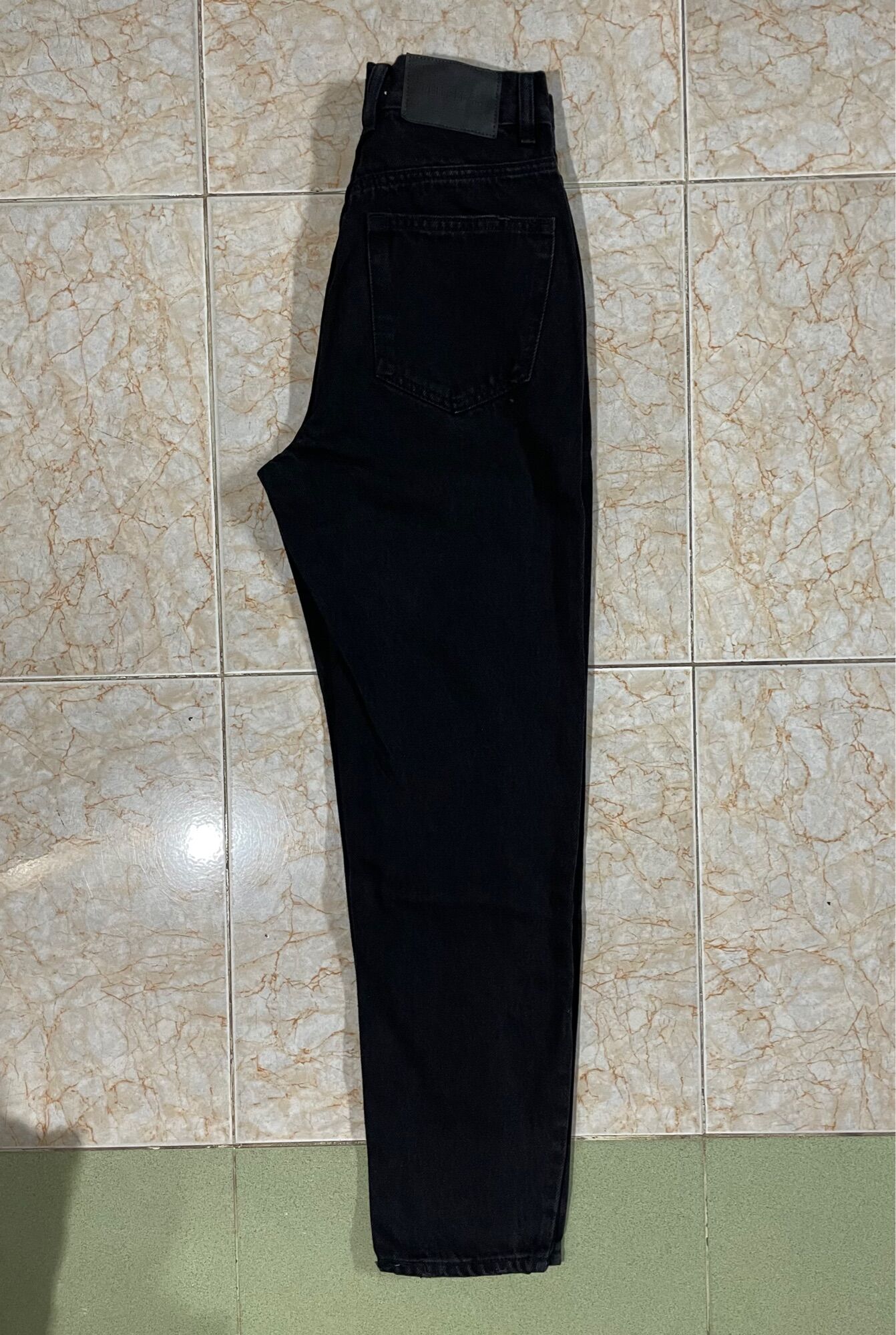 Quần Baggy Pull&Bear Auth Tuồn Lưng Cao Không Giãn Size 27 ( Hàng Cambodia Có Sẵn )