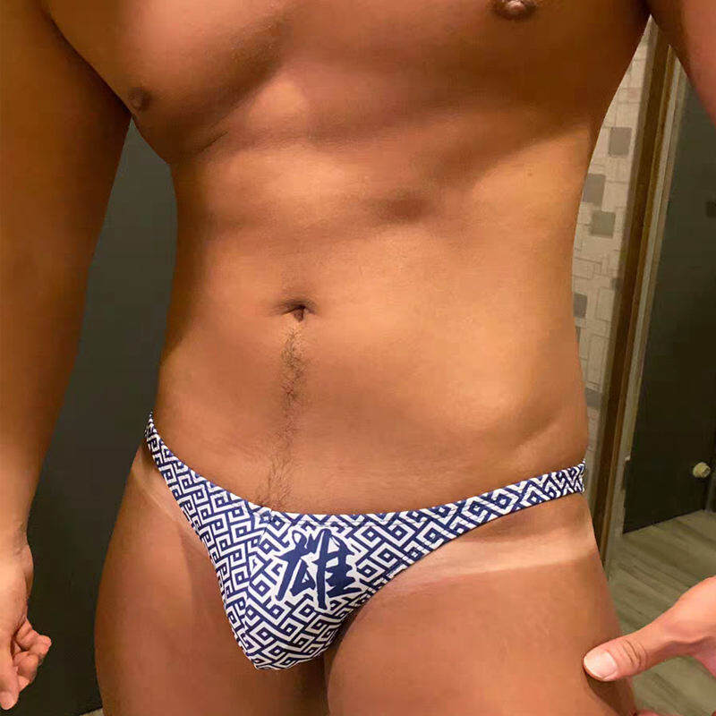 + Hải Neo Quân + Quần Bơi Không Dây Chun Quần Nam Tam Giác Quần Cạp Thấp Gợi Cảm Hẹp Bên Bikini Hải Quân Tiếng Nhật Đen Làm Nổi Bật