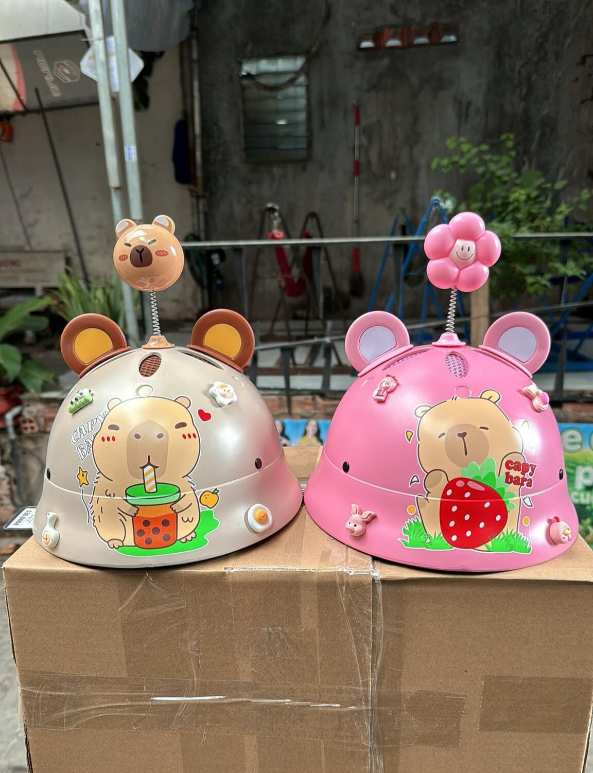 [ loại xịn ] Mũ bảo hiểm CaPy Bara _ tặng kèm phụ kiện  ( size 5 _ 12 tuổi)