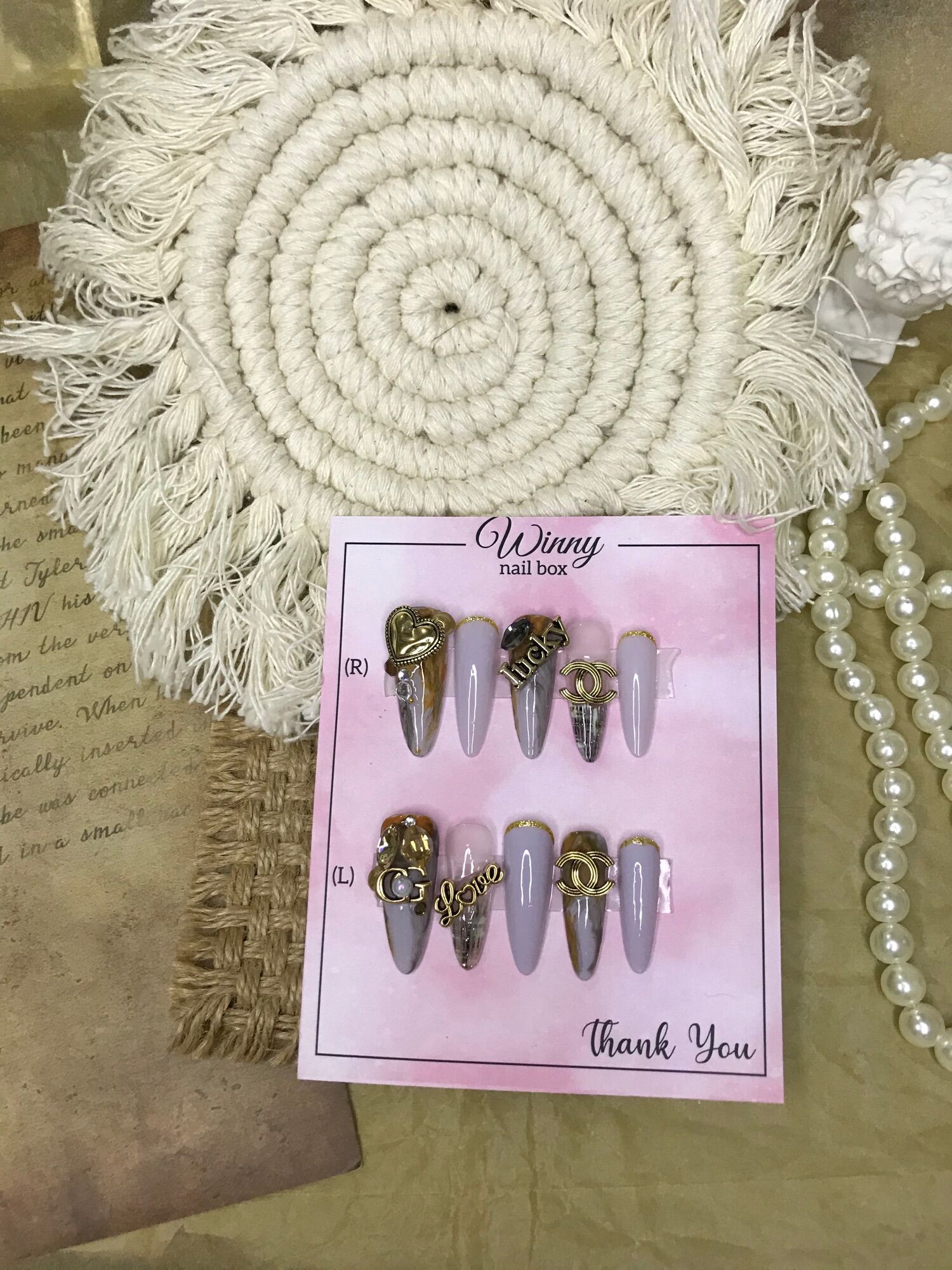 Nailbox móng up móng giả vân đá charm đồng chanel
