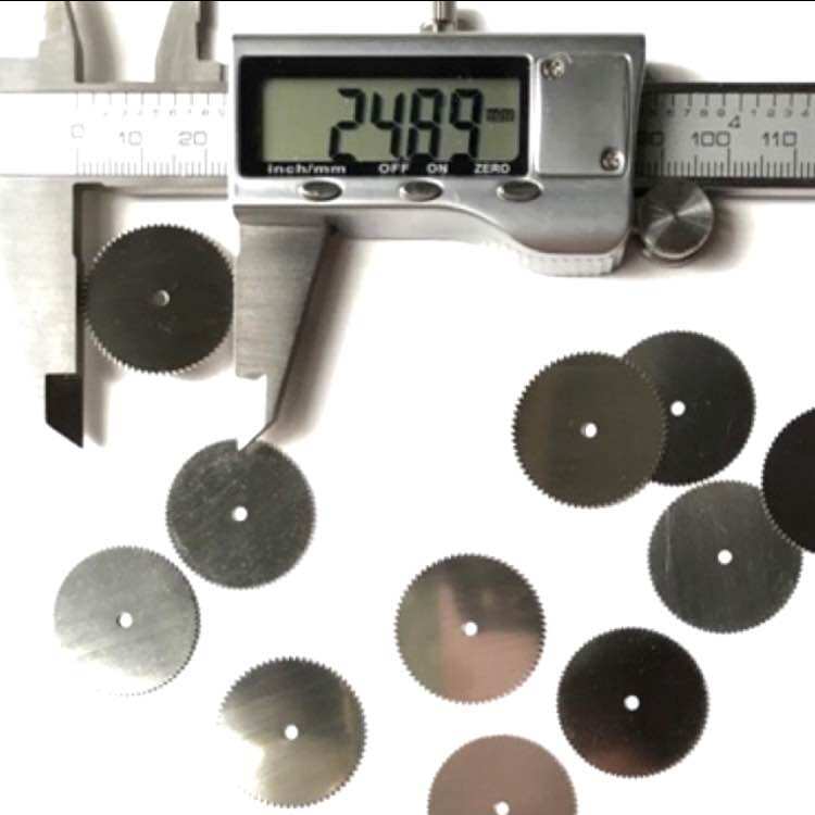 Đĩa cưa 25mm lỗ đĩa vít 2mm