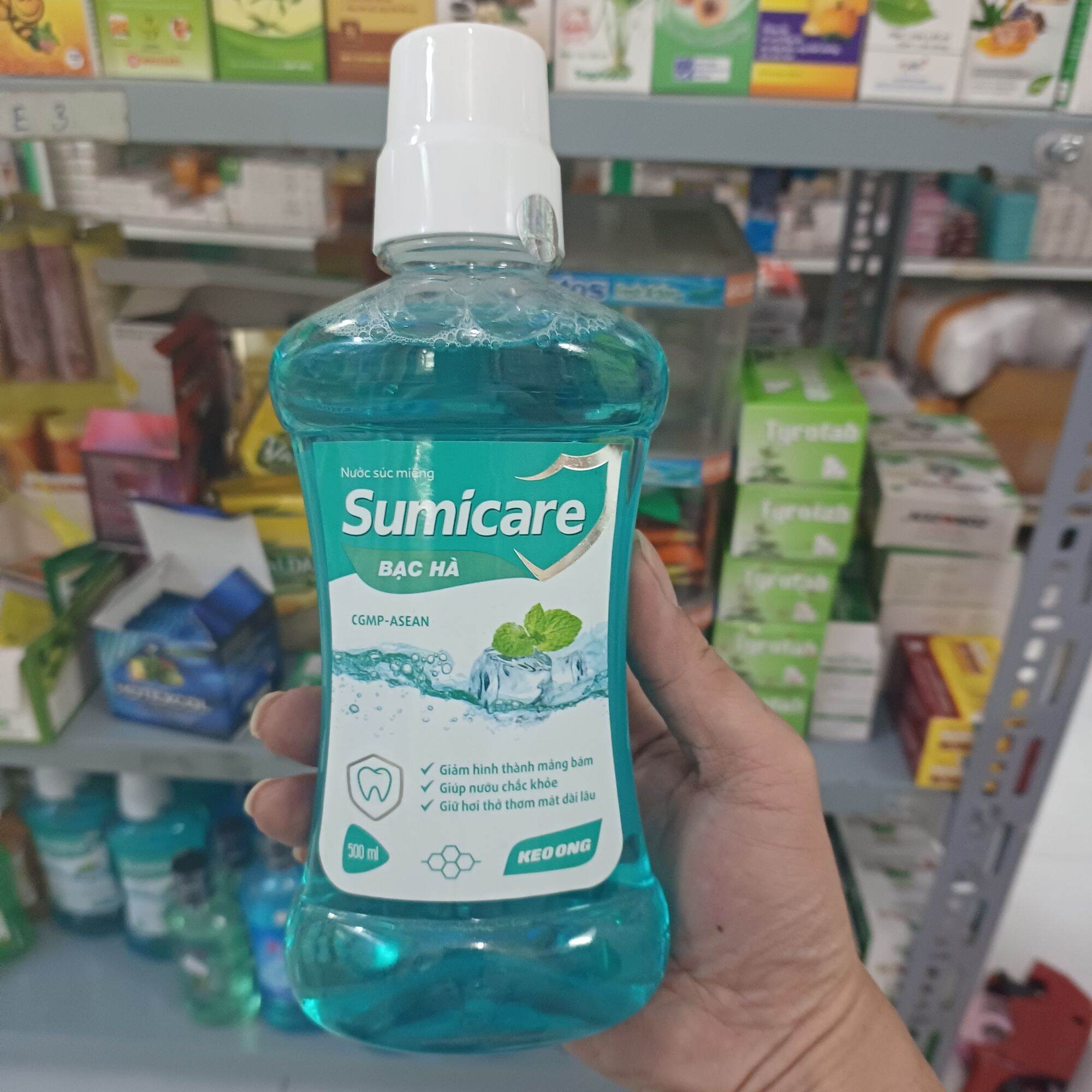Nước súc miệng Sumicare bạc hà 500ml