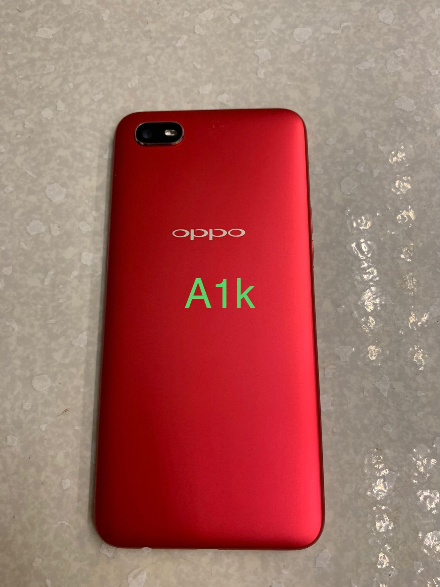 Nắp lưng oppo A1k ( gồm lưng,kính cam,nút bấn)
