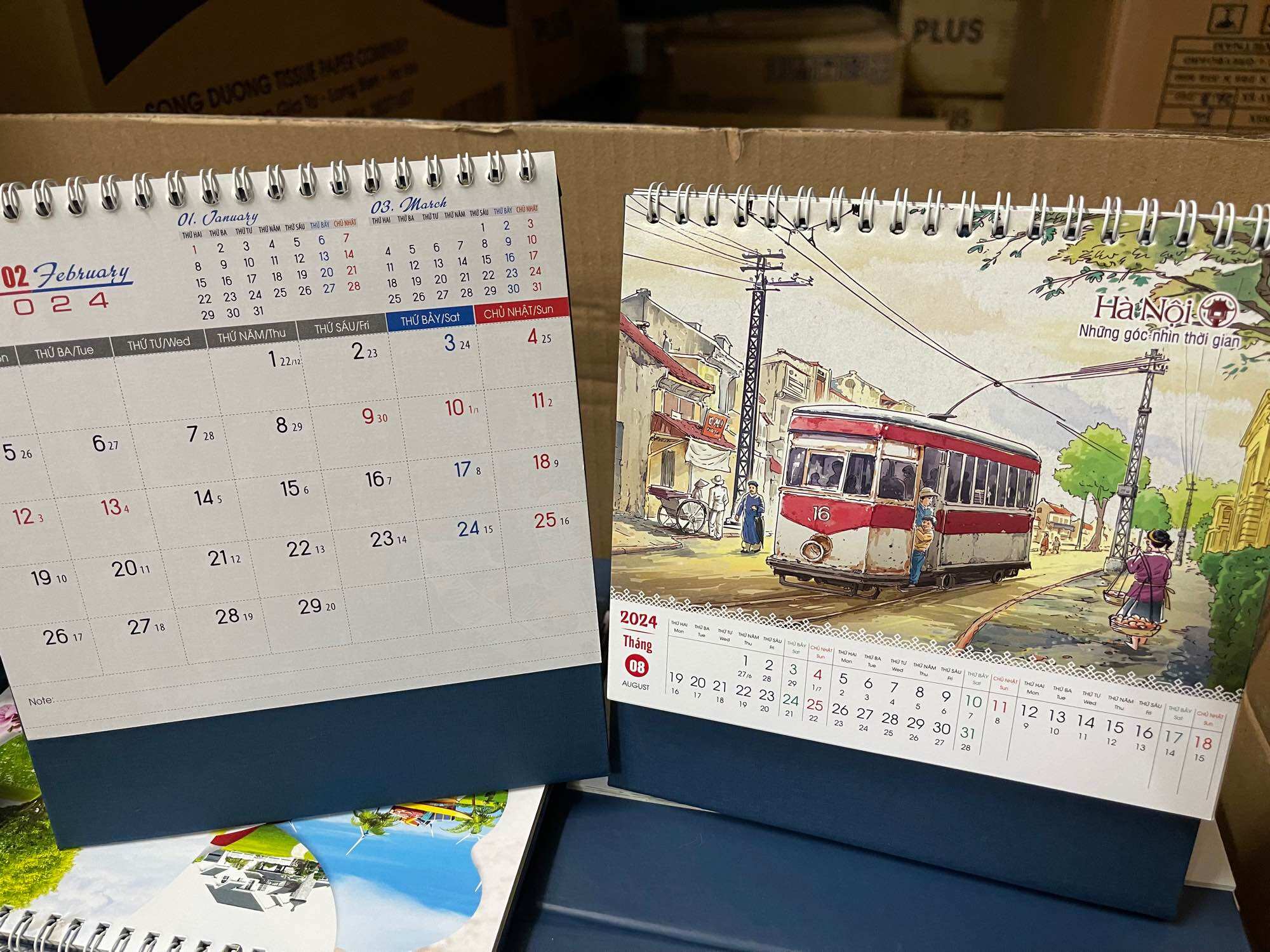 Lịch bàn chữ A cỡ lớn 19x23 cm cực đẹp 2024 ,đầy đủ âm dương, ghi chú