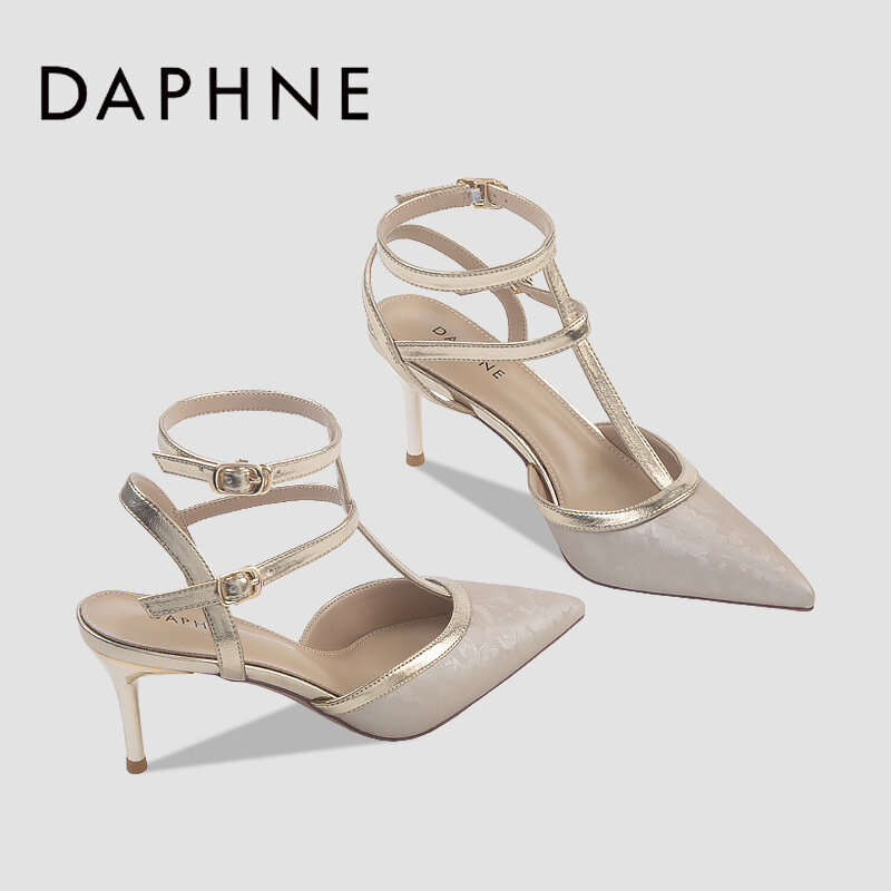 Daphne 2026 New Chinese Style Satin High Heel Sandals Lady Champagne Color Summer New Lady Cool Shoes Retro Style Low Help Giá  1,938,000 Đồng*Miễn phí vận chuyển