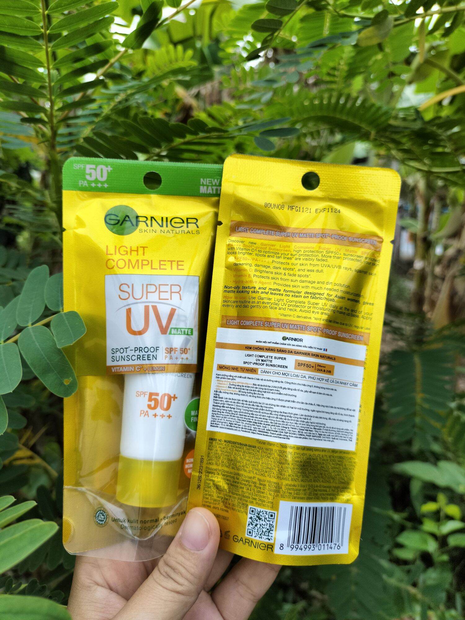 Kem chống nắng kiềm dầu Garnier 15ml
