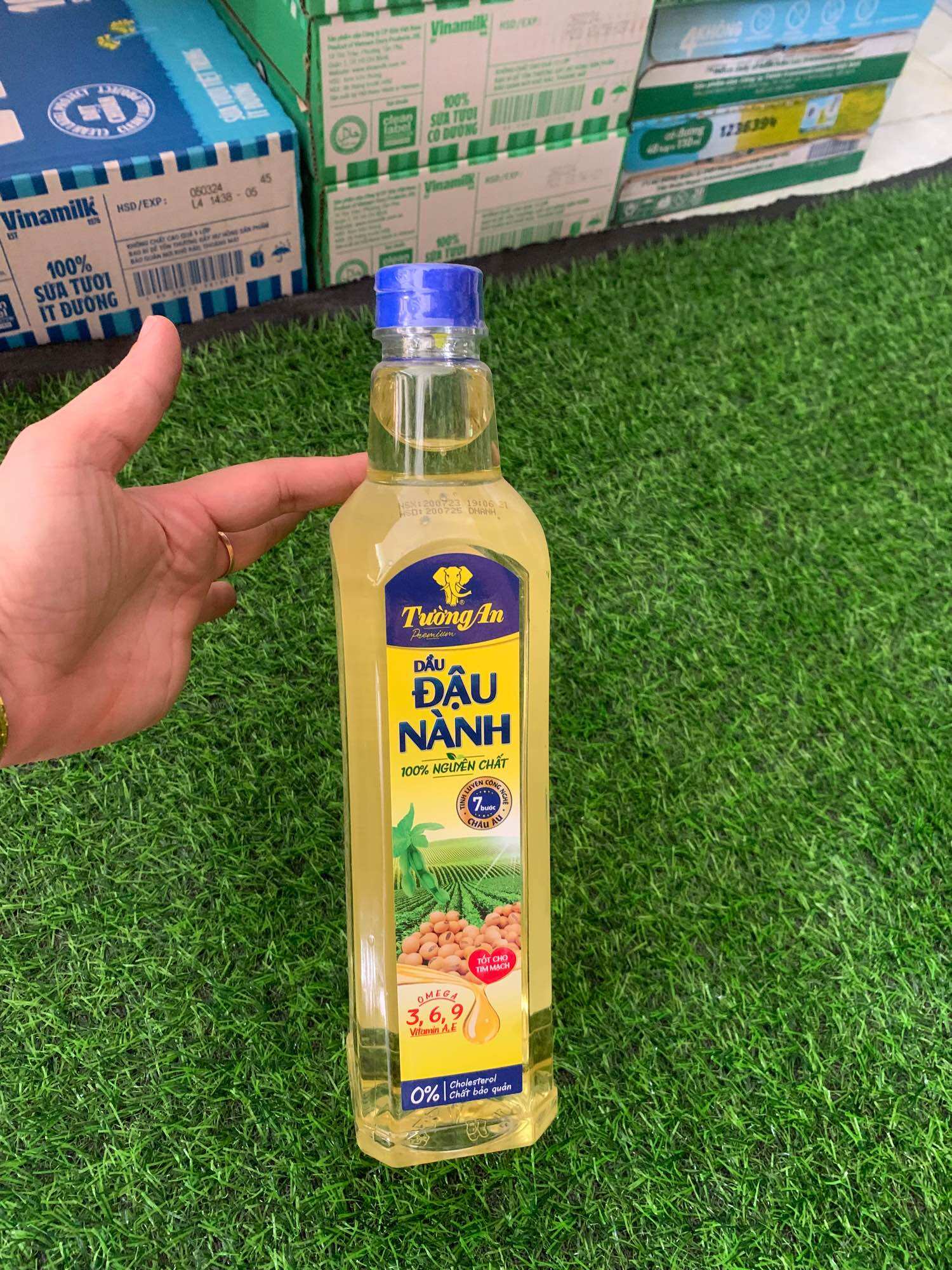 Dầu ăn đậu nành Tường An 1lit