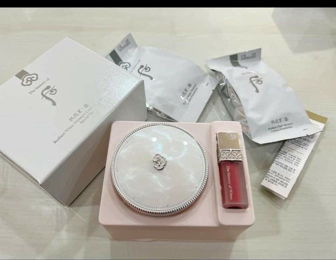 Set Phấn Cushion chống nắng Whoo Gongjinhyang Seol Radiant White Cushion Special Set