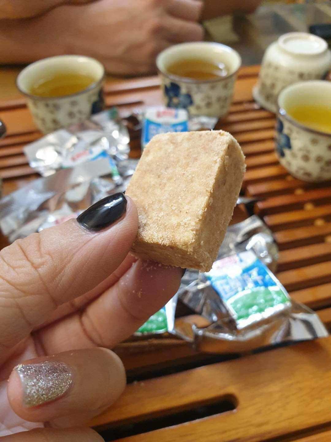 lương khô mix vị 800g