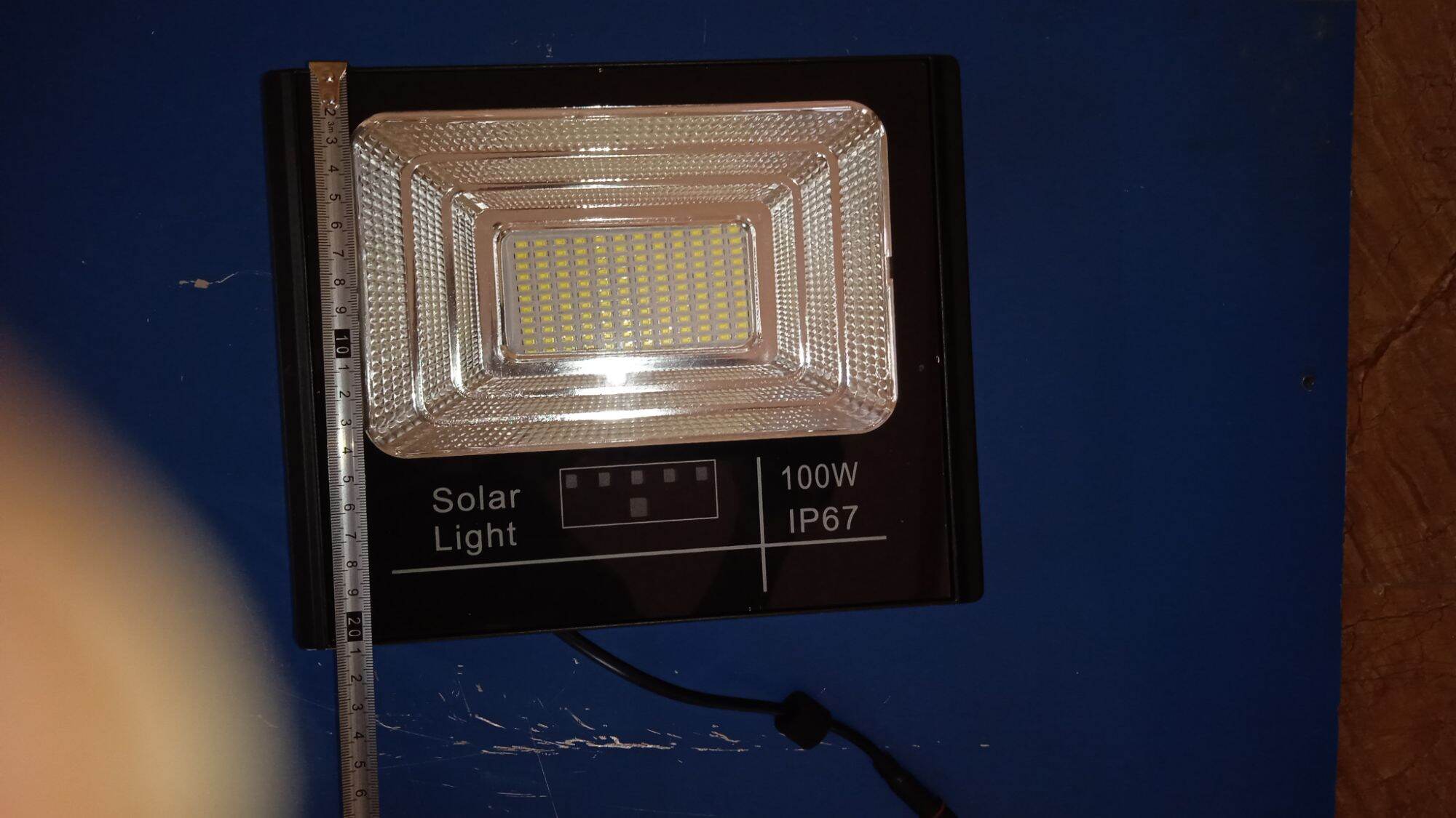 Mặt đèn pha NLMT 100W