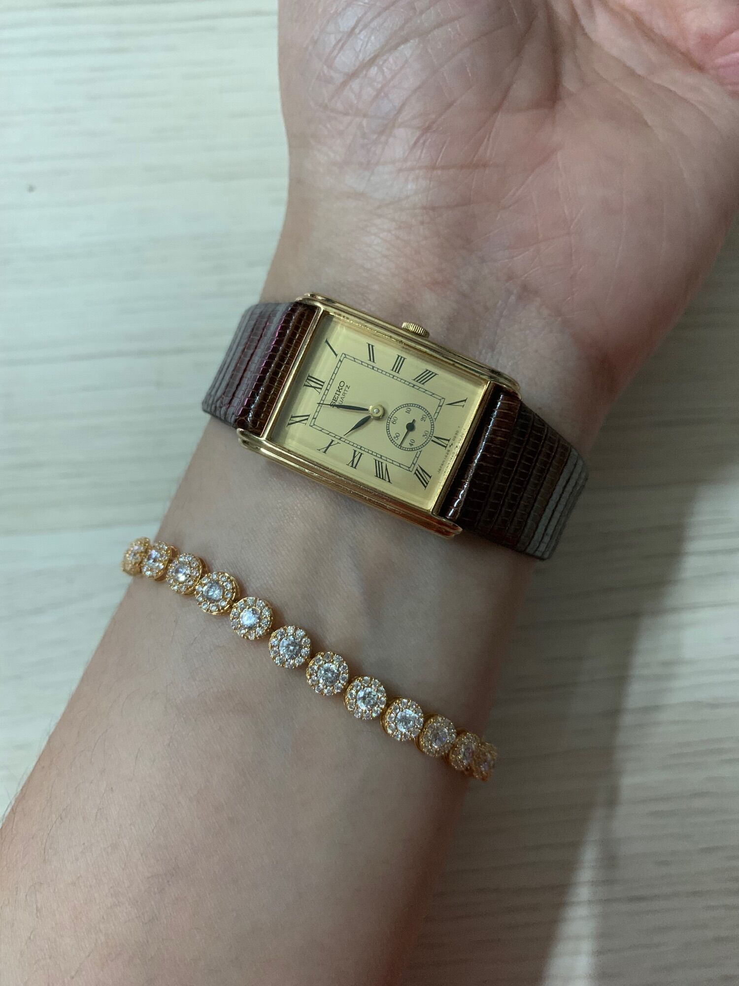 Đồng Hồ Nữ Hiệu Seiko hàng si