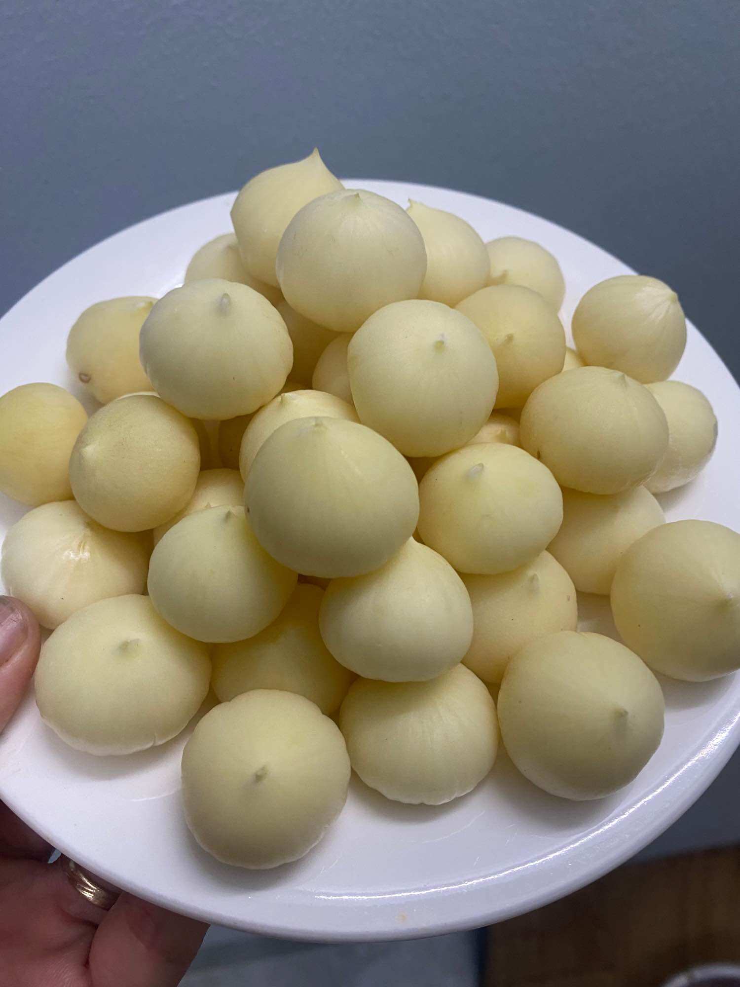 Tỏi cô đơn bóc sẵn 1kg
