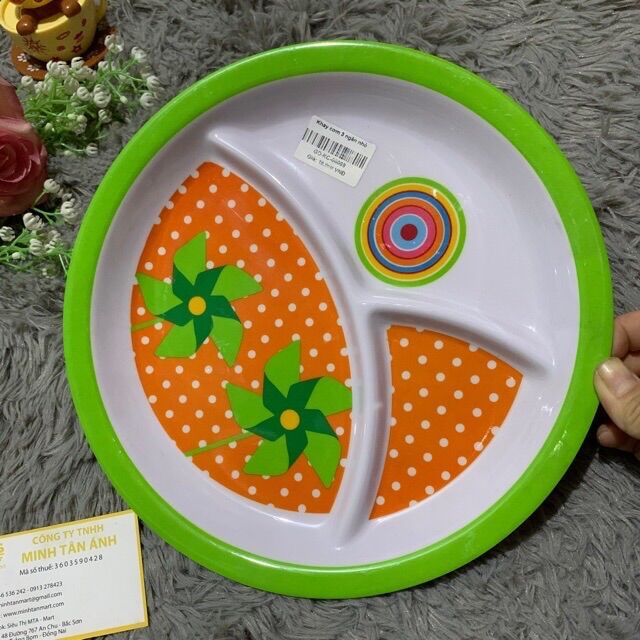 Khay cơm 3 ngăn nhỏ cho bé