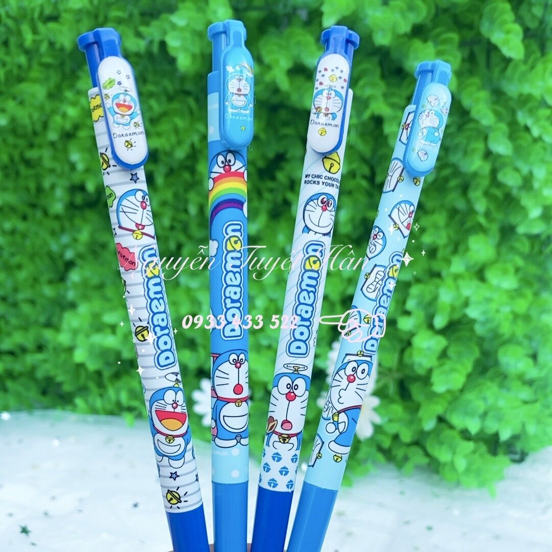 Bút viết bi mực xanh Doremon Doraemon