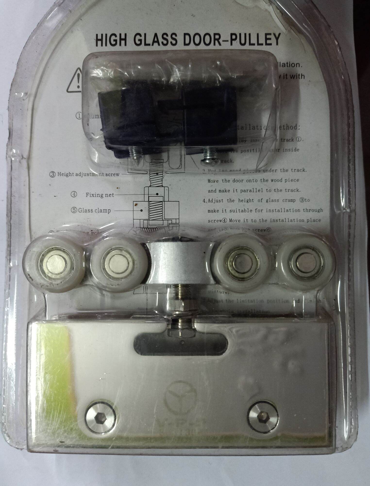 Bánh xe treo cửa lùa kính cường lực VVP