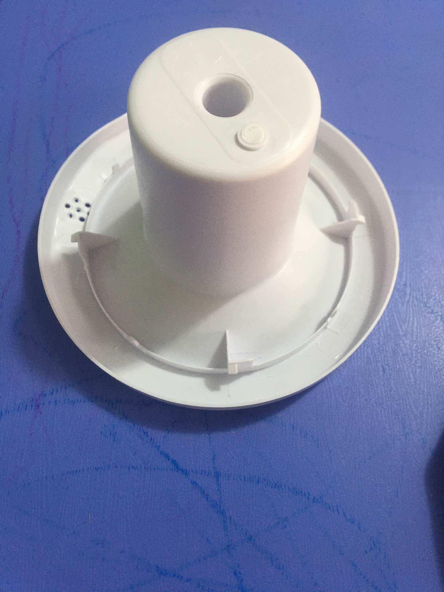 Cọc cắm bình cây nước nóng lạnh 18cm