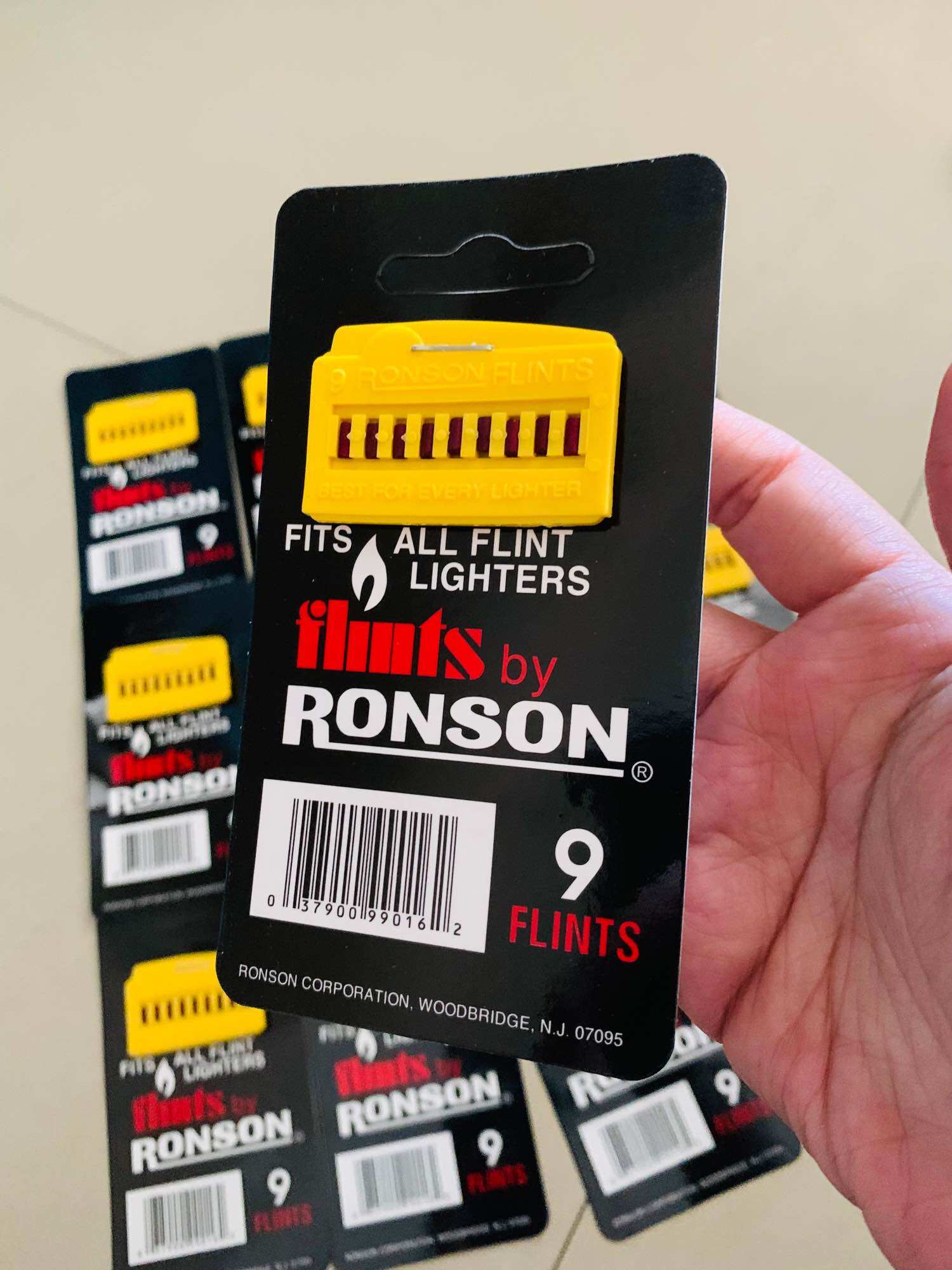Đá đỏ Ronson vĩ 9 viên dành cho Zippo