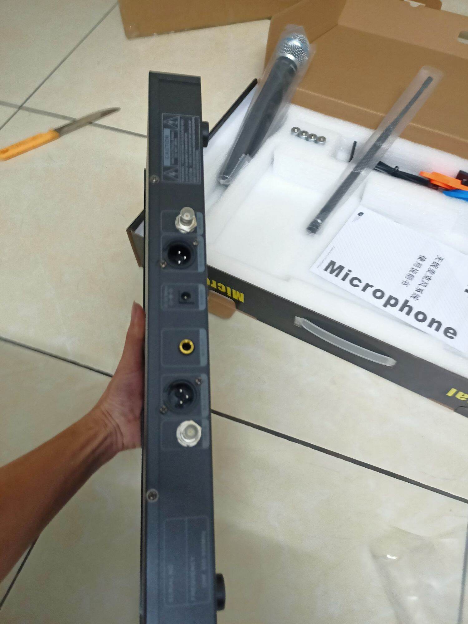 Micro cao cấp ur28d chống hú