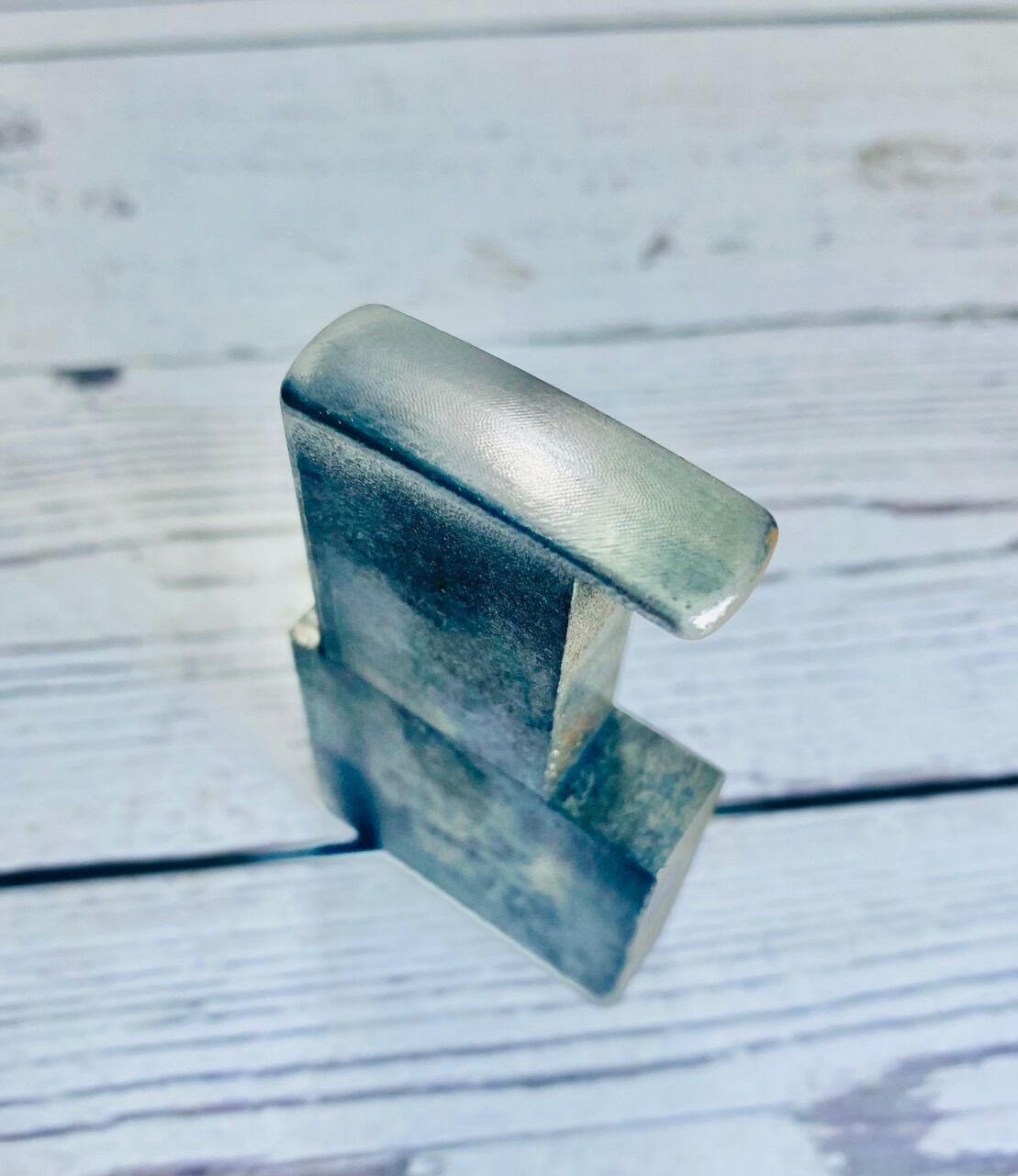 Đe gò nắp Zippo đời số
