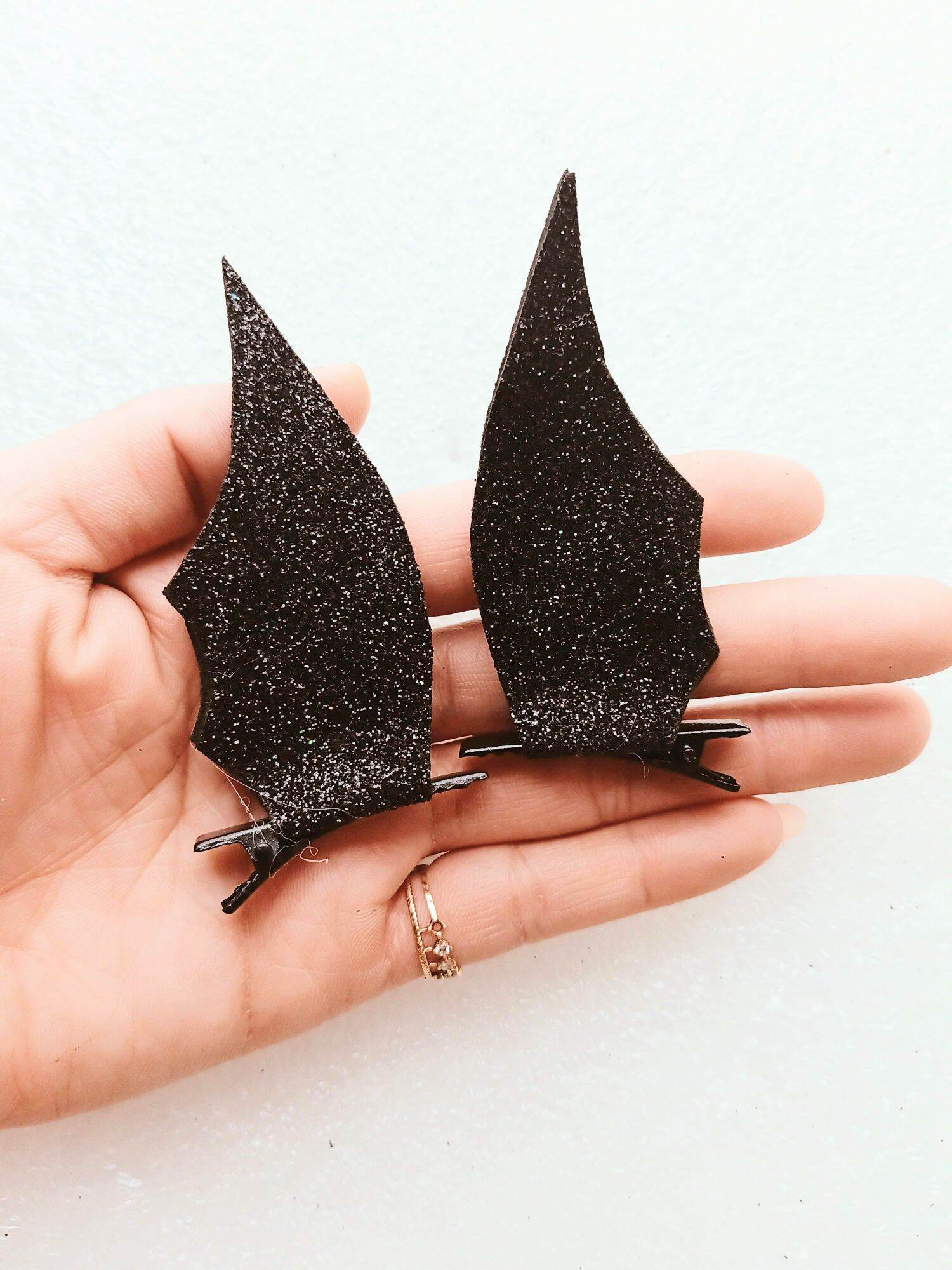Sét 2 kẹp tóc cánh dơi trang trí halloween