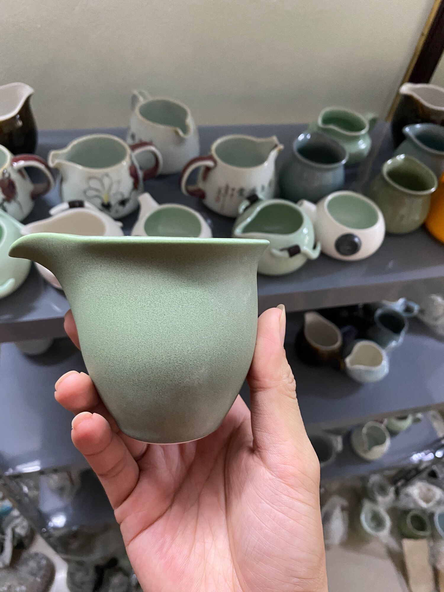 Chén tống pha trà gốm sứ - nhiều mẫu (tặng kèm 1 gói trà đặc sản TQ)
