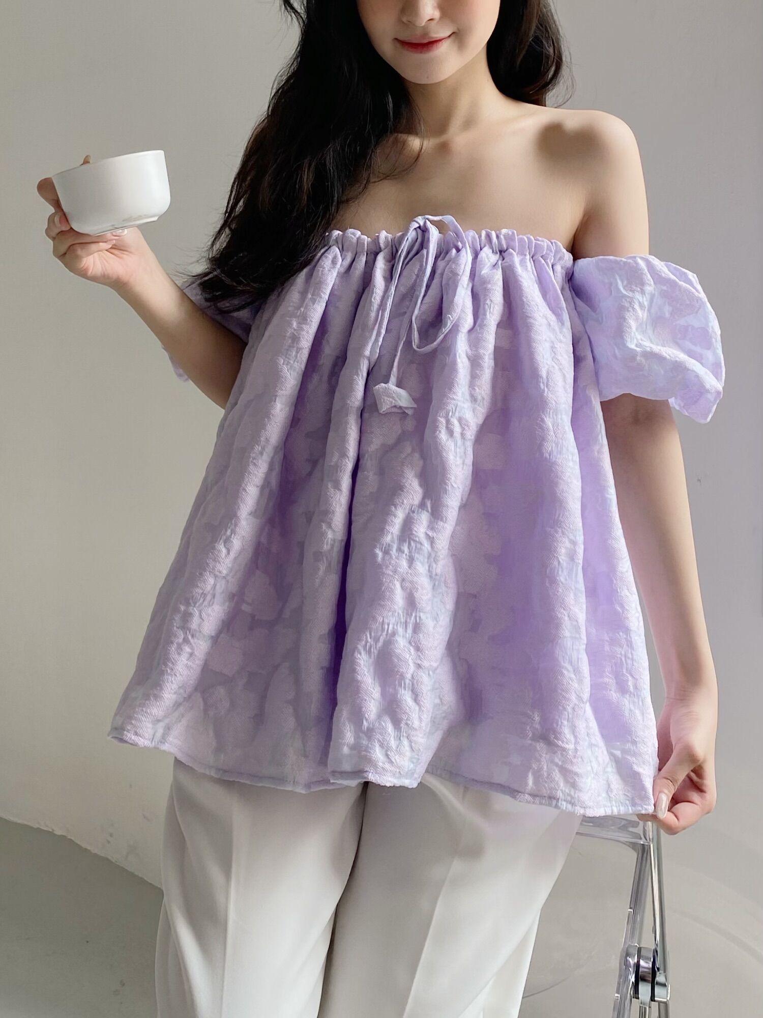 Yu cherry | áo trễ vai tay phồng thêu hoạ tiết đám mây, mặc được 2 kiểu cột cổ yếm pattern flying off top ya416