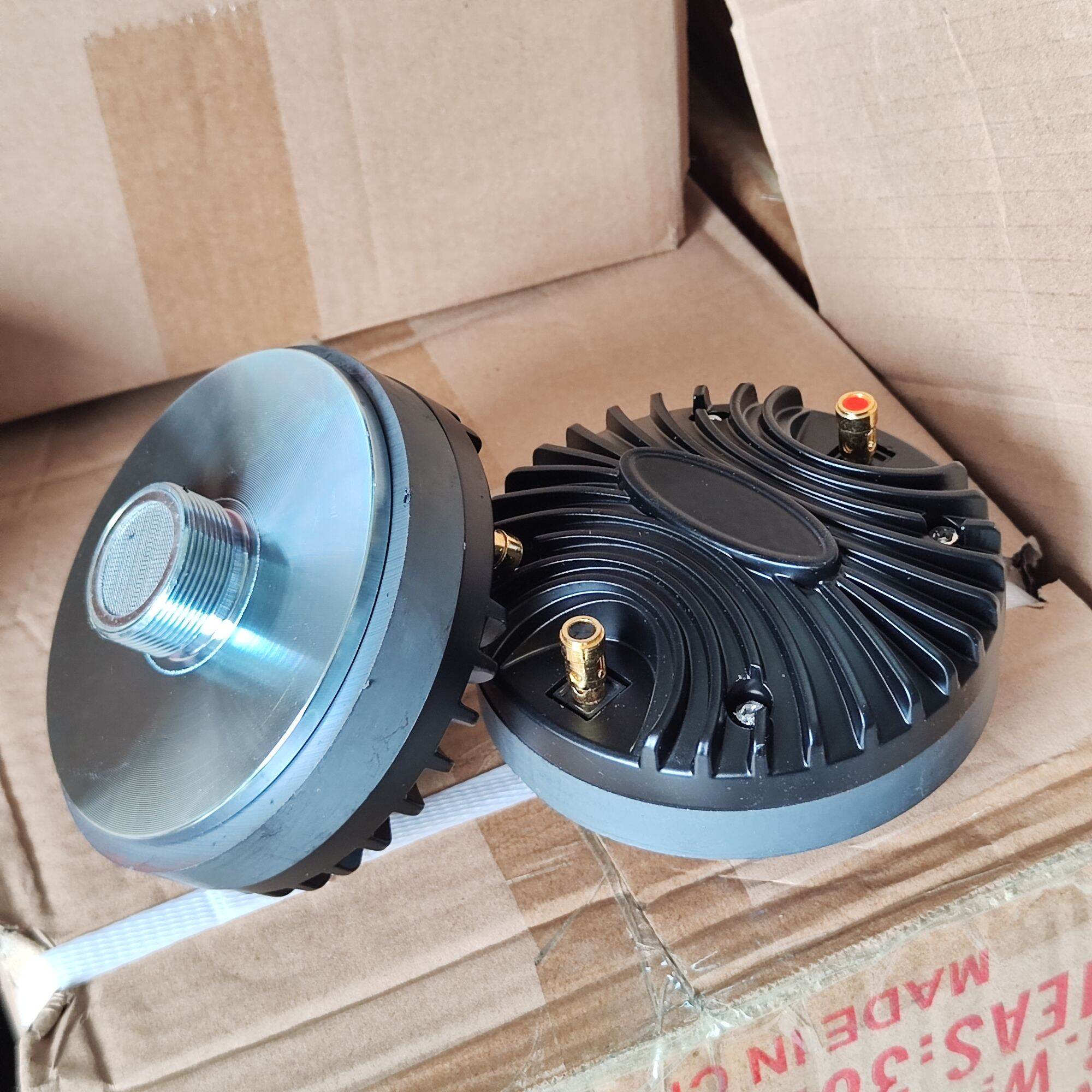 Loa treble 450 Rcf nắp nhôm hàng loại một ren vặn 34