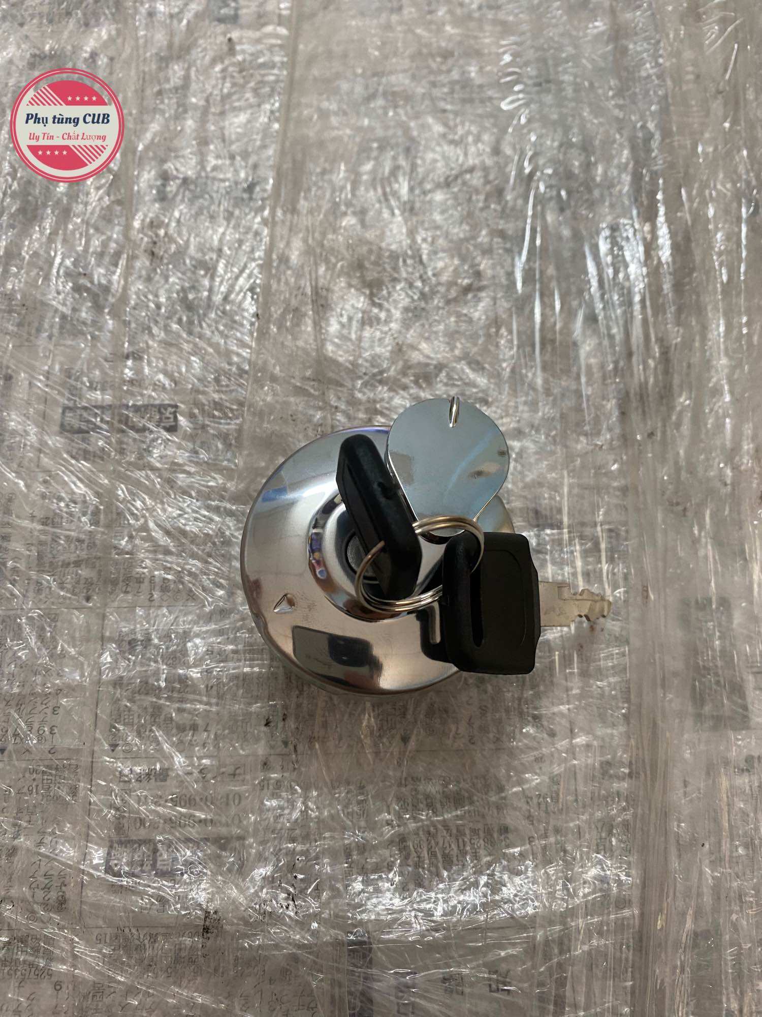 Nắp bình xăng xe cub, 67 có chìa khoá