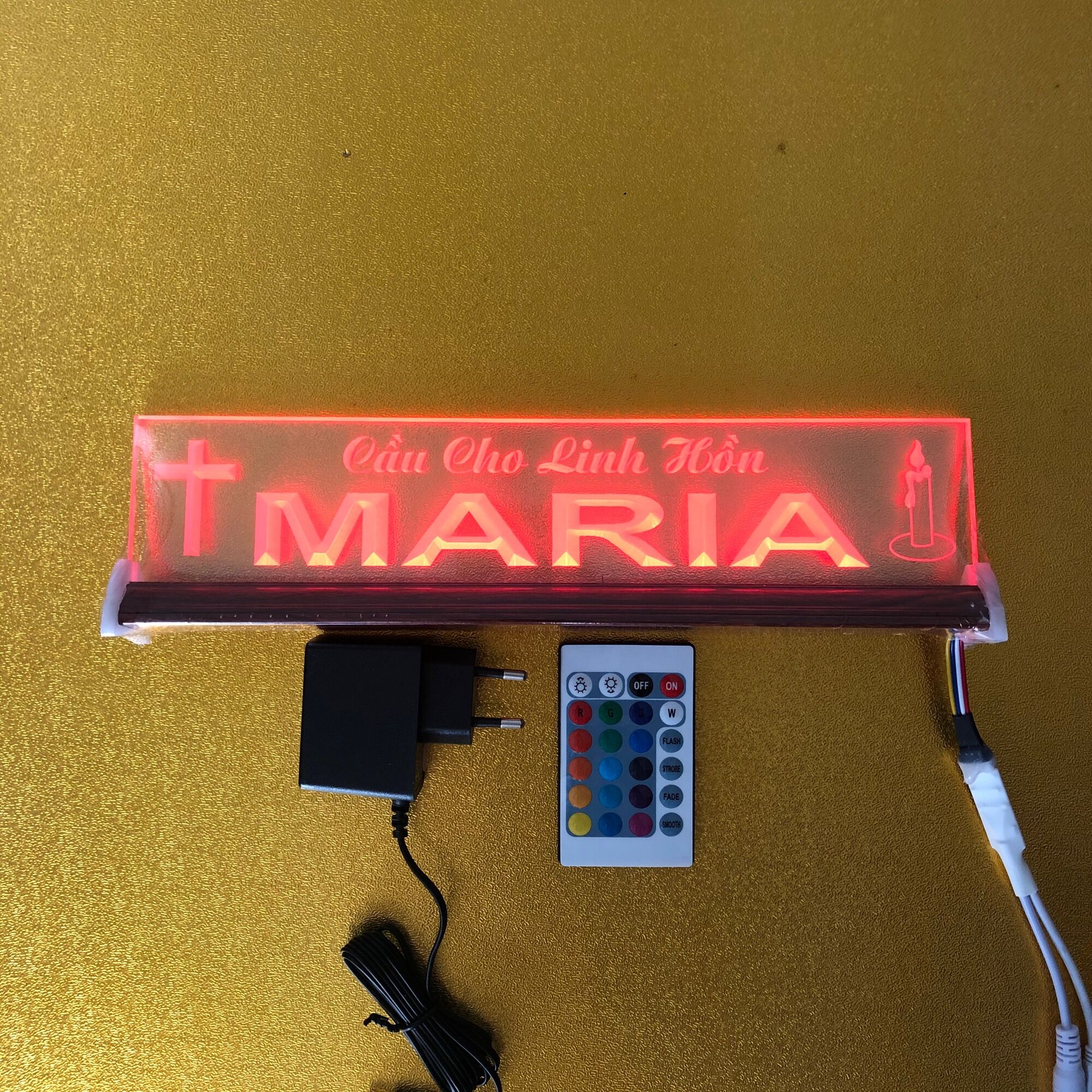 Chữ điện : CCLH MARIA (9x30cm) để bàn